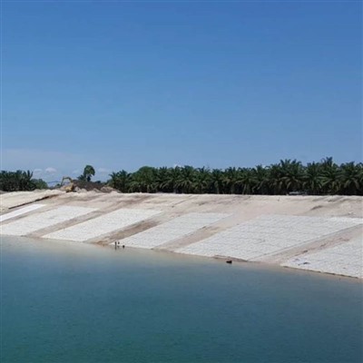 تشک رنو برای محافظت در برابر آبشستگی